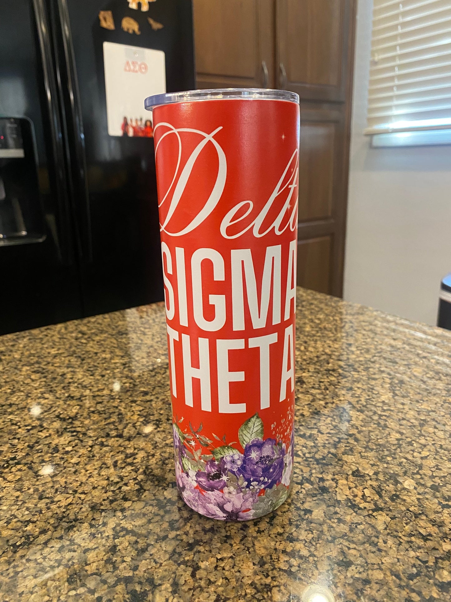 Pi Chapter - Delta Sigma Theta Lady and Violets - Insulated Tumbler